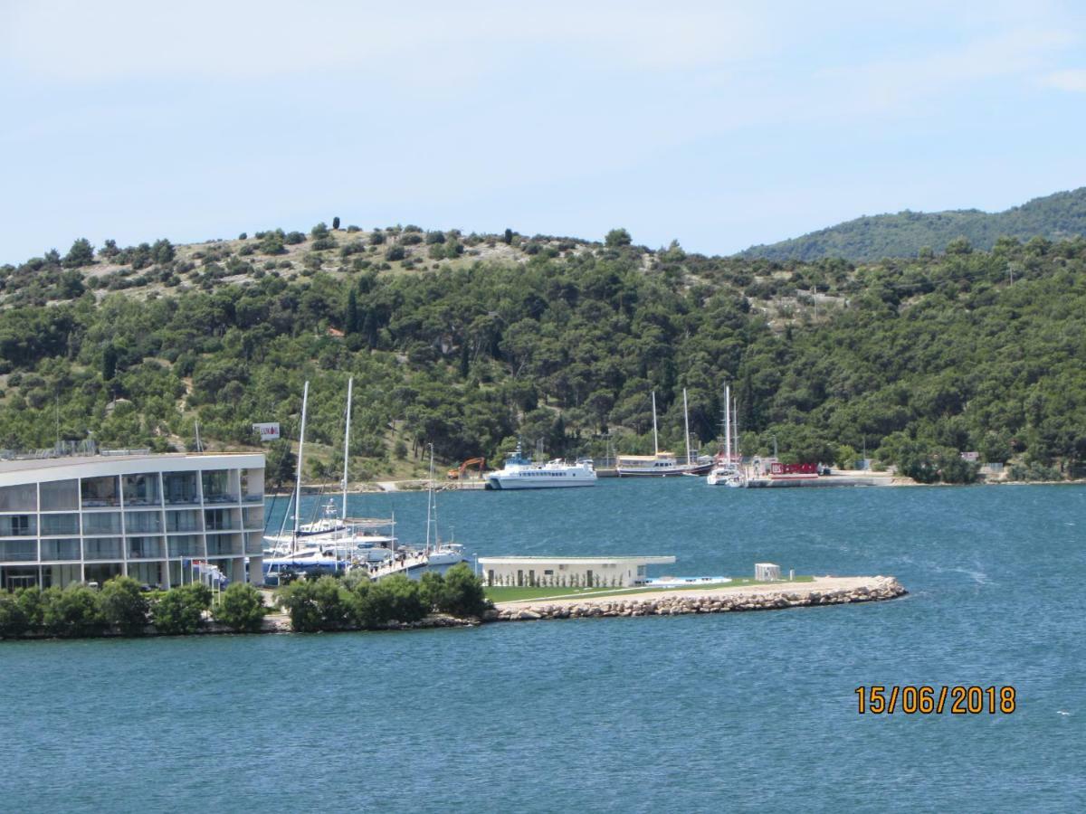 Ferienwohnung Pearl Šibenik Exterior foto